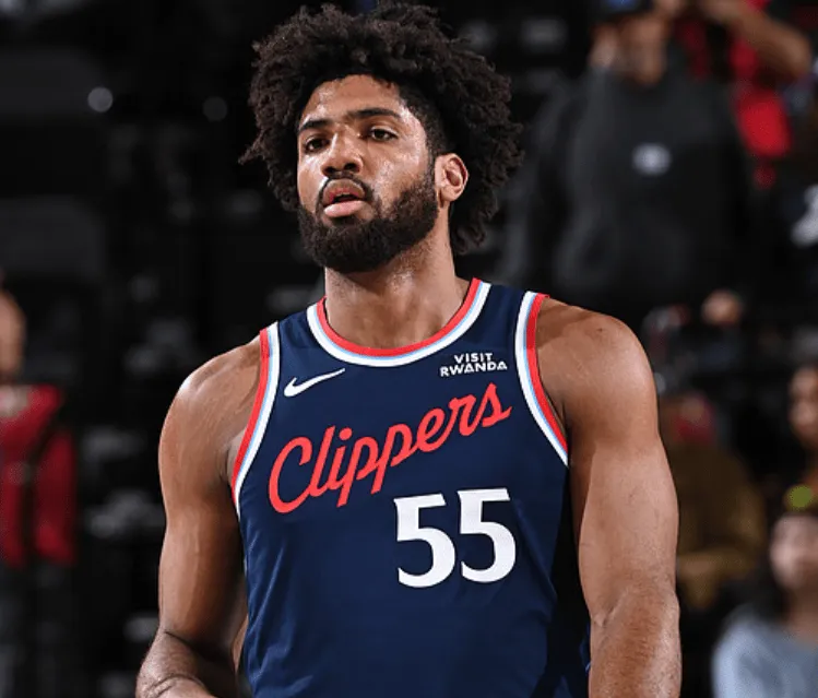 天博体育-快船官方：诺查德-奥米尔拿到了尼加拉瓜球员在NBA的第一分