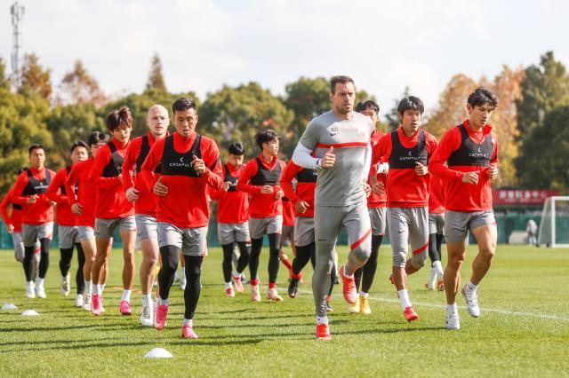 天博官网-海港以爆棚状态冲击史上第二冠 最强首发11人浮现